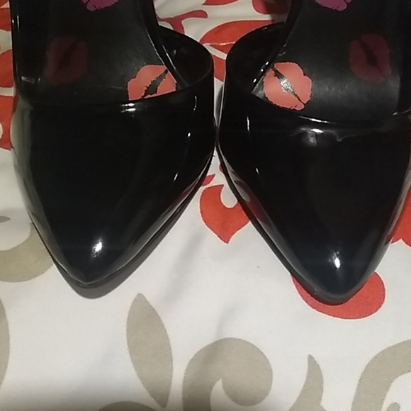 Juicy Couture shoes - Picture 6 of 8